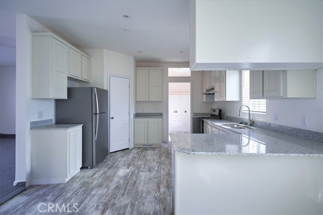 Detail Gallery Image 15 of 34 For 5430 Luna Rd, Phelan,  CA 92371 - 4 Beds | 3 Baths