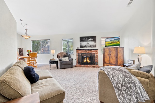 Detail Gallery Image 7 of 40 For 1427 E Beringer Dr, San Jacinto,  CA 92583 - 3 Beds | 2 Baths