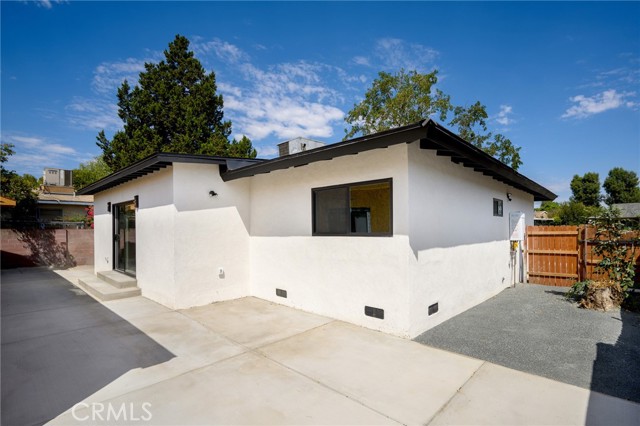 Detail Gallery Image 20 of 22 For 16734 Tribune St, Granada Hills,  CA 91344 - 3 Beds | 2 Baths