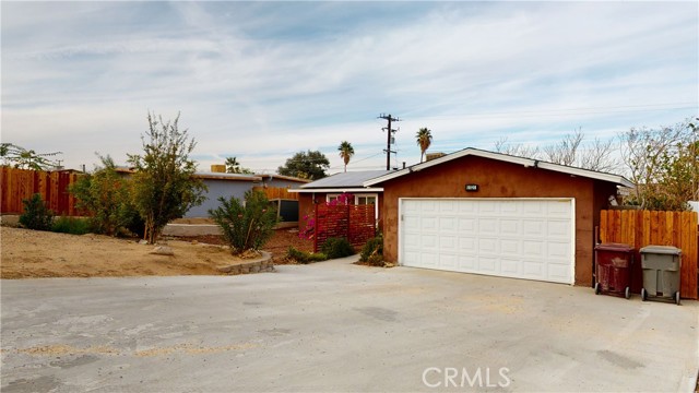 Detail Gallery Image 1 of 1 For 61520 Palm Vista Dr, Joshua Tree,  CA 92252 - 3 Beds | 2 Baths