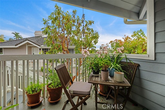 23 Pemberton Place, Laguna Niguel CA: https://media.crmls.org/medias/a5c9a887-85e9-4545-be76-30fc6c55d34f.jpg