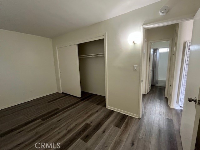https://media.crmls.org/medias/a5caac54-cfb0-410c-878c-e7402c1580af.jpg?preset=X-Large