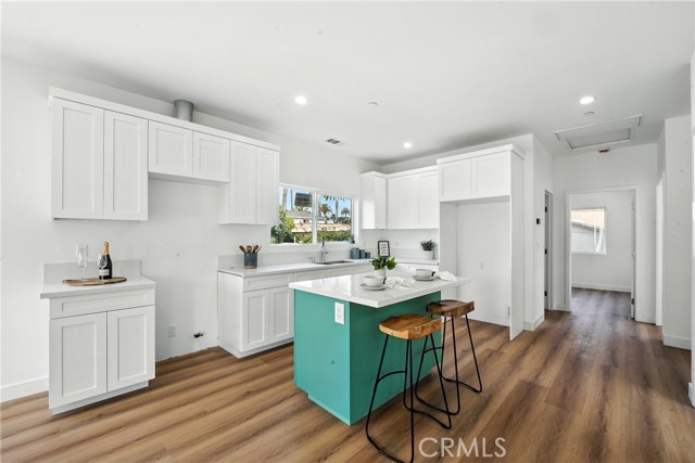 3031 3033 Vineyard Avenue, Los Angeles CA: https://media.crmls.org/medias/a5cb3da3-0e80-4175-b5b4-5c8aa57256e9.jpg