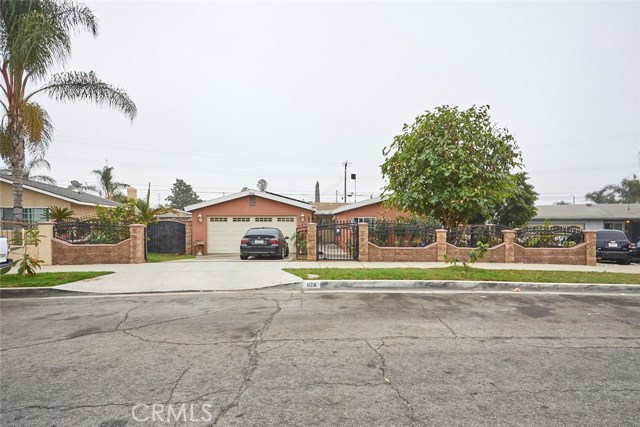 1128 Ashfield Ave, Pomona, CA 91767