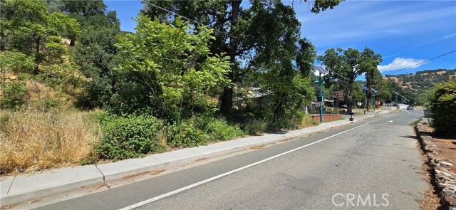 12618 Foot Hill Boulevard, Clearlake Oaks CA: https://media.crmls.org/medias/a5cbdd81-9280-450f-95d3-66c1d1c5cd3b.jpg