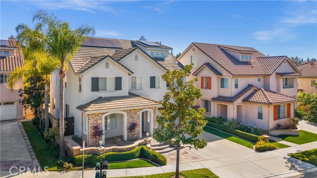 8 Delano, Irvine CA: https://media.crmls.org/medias/a5cc10be-e56d-459f-8dbb-5cc31496544f.jpg