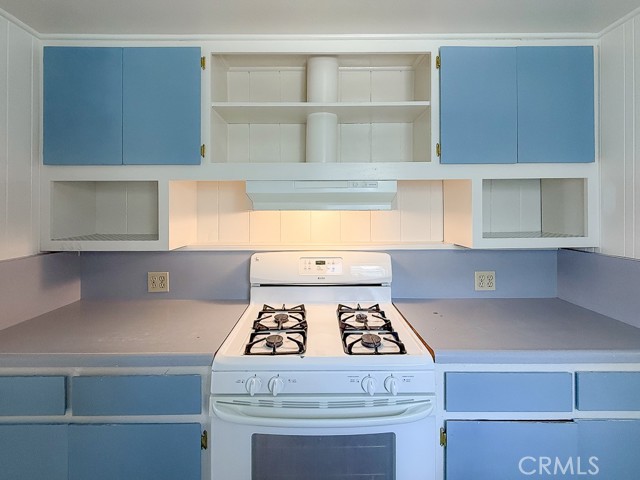 Detail Gallery Image 15 of 35 For 569 Huntington Rd, Cambria,  CA 93428 - 3 Beds | 2 Baths