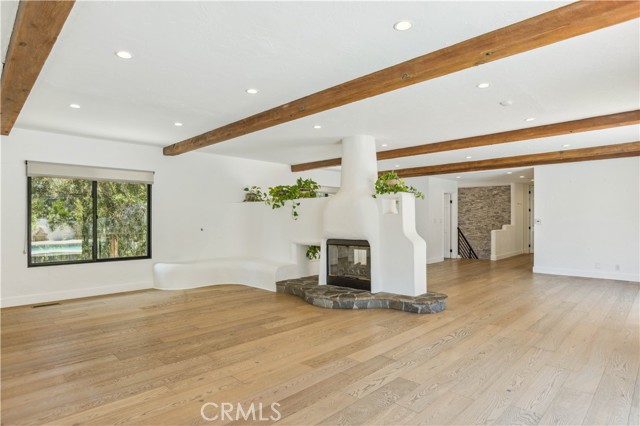 Detail Gallery Image 7 of 49 For 25650 Timpangos Dr, Calabasas,  CA 91302 - 5 Beds | 4/1 Baths