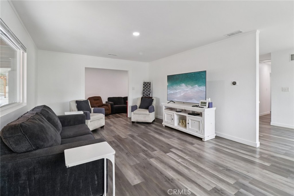 2801 College - photo 17