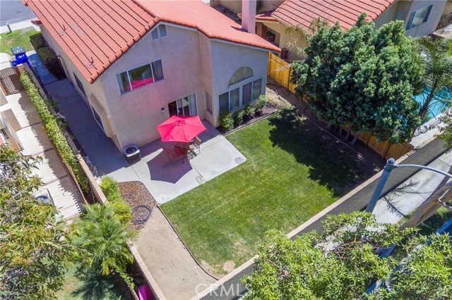 7614 Foxtail Ln, Fontana, CA 92336