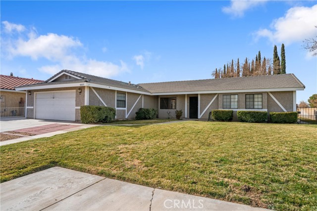 Detail Gallery Image 1 of 22 For 43137 32nd St, Lancaster,  CA 93536 - 3 Beds | 2 Baths