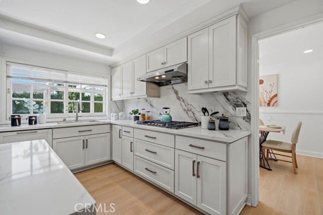 Detail Gallery Image 12 of 50 For 22141 Comanche, Lake Forest,  CA 92630 - 4 Beds | 2/1 Baths