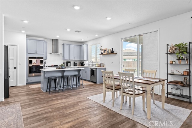 Detail Gallery Image 6 of 36 For 1815 Chelsea Ct, Plumas Lake,  CA 95961 - 5 Beds | 3 Baths