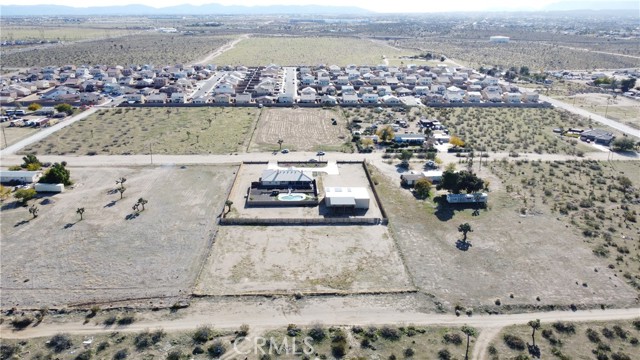 Detail Gallery Image 11 of 48 For 11830 Joshua Dell Rd, Victorville,  CA 92371 - 3 Beds | 2 Baths