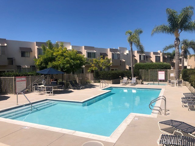 501 Herondo Street, Hermosa Beach, California 90254, 2 Bedrooms Bedrooms, ,3 BathroomsBathrooms,Residential,Sold,Herondo,SB23094222