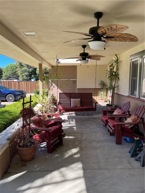 Detail Gallery Image 5 of 66 For 17183 Sunburst, –,  CA 91325 - 4 Beds | 4/1 Baths