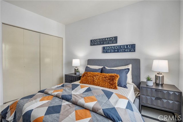 Detail Gallery Image 16 of 19 For 323 S Broadway #11,  Redondo Beach,  CA 90277 - 3 Beds | 2/1 Baths