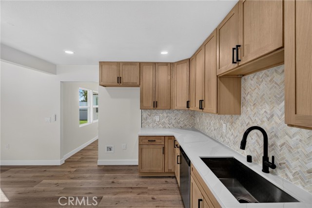 811 East Ada photo 36