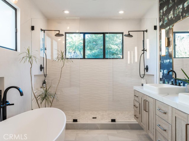 2082 Fixlini Street, San Luis Obispo CA: https://media.crmls.org/medias/a5d514d0-cc7d-452c-b03f-8a8998dd73c2.jpg