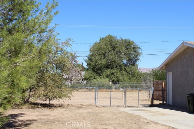 Detail Gallery Image 27 of 28 For 22788 Eyota Rd, Apple Valley,  CA 92308 - 3 Beds | 1/1 Baths