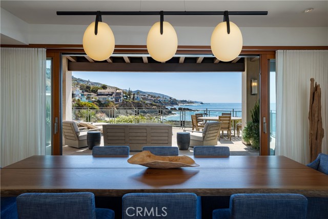 1901 Ocean Way, Laguna Beach CA: https://media.crmls.org/medias/a5d5b73b-65b0-47e4-add9-9c31916e3f71.jpg