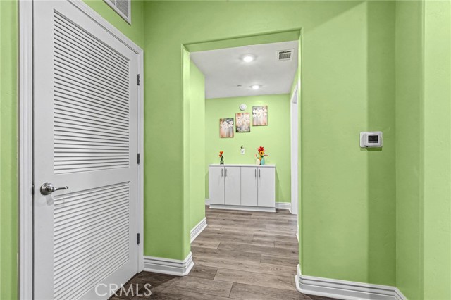 Detail Gallery Image 10 of 30 For 925 Madonna Rd #101,  San Luis Obispo,  CA 93405 - 2 Beds | 2 Baths