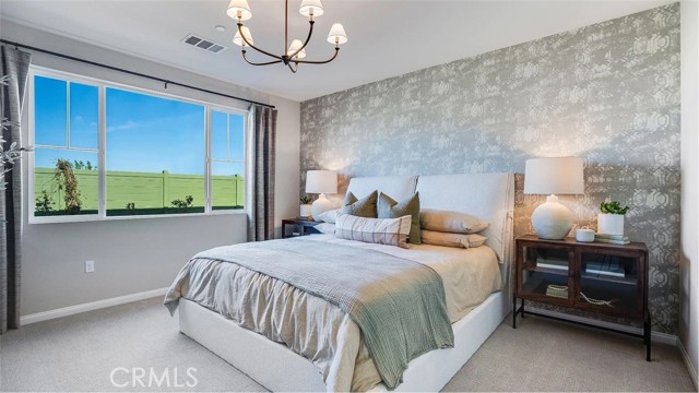 Detail Gallery Image 14 of 26 For 17561 Bassets St, Hesperia,  CA 92345 - 5 Beds | 3 Baths