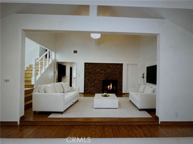 4 Bed Home for Sale in Sherman Oaks, California