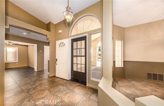 Detail Gallery Image 4 of 28 For 2740 Banyan Tree Ln, Hemet,  CA 92545 - 3 Beds | 2 Baths