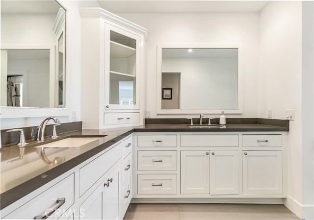 31032 Aliso Circle, Laguna Beach CA: https://media.crmls.org/medias/a5d6ed82-a343-4902-a95a-de8d9c922c5a.jpg
