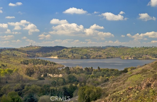 Detail Gallery Image 4 of 68 For 800 De Anza Heights Dr, La Verne,  CA 91750 - 3 Beds | 2/1 Baths