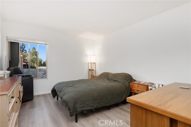 Detail Gallery Image 6 of 14 For 1345 Cabrillo Park Dr #Q02,  Santa Ana,  CA 92701 - 1 Beds | 1 Baths