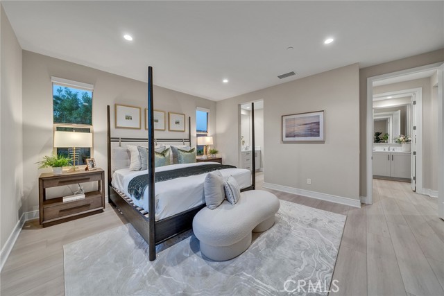 Detail Gallery Image 17 of 50 For 100 Albero, Irvine,  CA 92602 - 4 Beds | 3/1 Baths