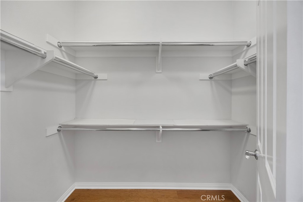 https://media.crmls.org/medias/a5d8e1b7-6c7c-45a0-8a96-b6f167b6ca4b.jpg?preset=X-Large