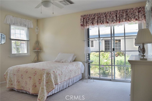 2024 N Kenwood Street, Burbank CA: https://media.crmls.org/medias/a5d90c8a-af08-4965-a72b-90a980bcb93f.jpg
