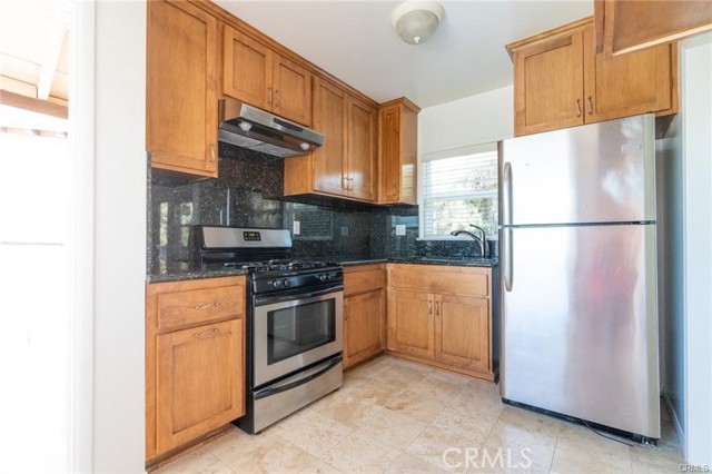 Detail Gallery Image 12 of 28 For 103 Vista Del Mar #6,  Redondo Beach,  CA 90277 - 2 Beds | 1 Baths