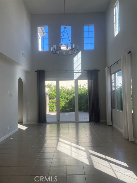 Detail Gallery Image 2 of 13 For 121 Holly Springs, Irvine,  CA 92618 - 4 Beds | 3/1 Baths