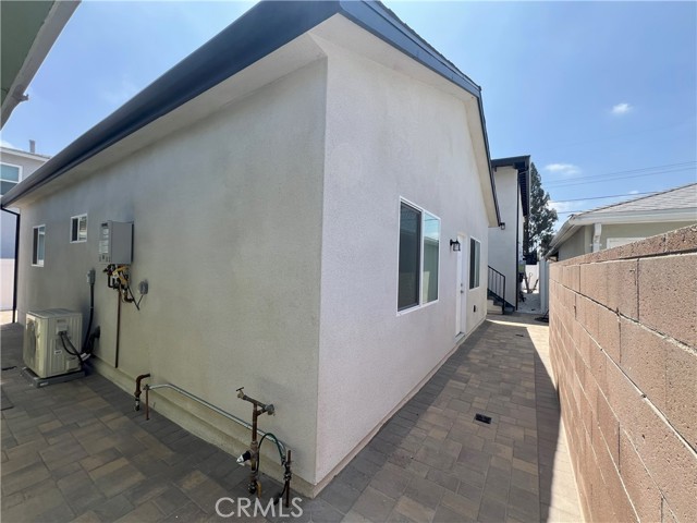 2253 Catalina Street, Burbank, California 91504, 2 Bedrooms Bedrooms, ,2 BathroomsBathrooms,Residential Lease,For Rent,2253 Catalina Street,CRBB25149091