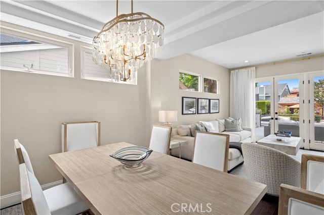 412 Poinsettia Avenue, Corona del Mar CA: https://media.crmls.org/medias/a5dc8a56-ce8d-4135-bc30-c3abcfb5d9d8.jpg