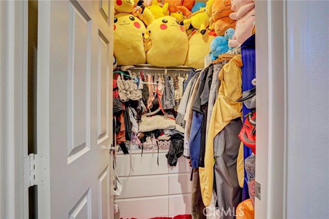 Detail Gallery Image 11 of 49 For 314 N Standard, Santa Ana,  CA 92701 - 4 Beds | 3/1 Baths