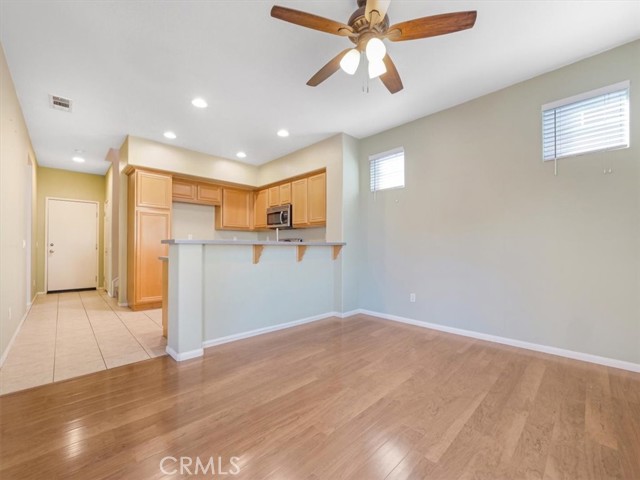 13028 Melon Avenue, Chino CA: https://media.crmls.org/medias/a5de043f-47aa-423c-8674-2ca9cda8fab5.jpg