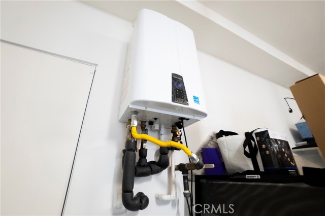 Tankless Water Heater
