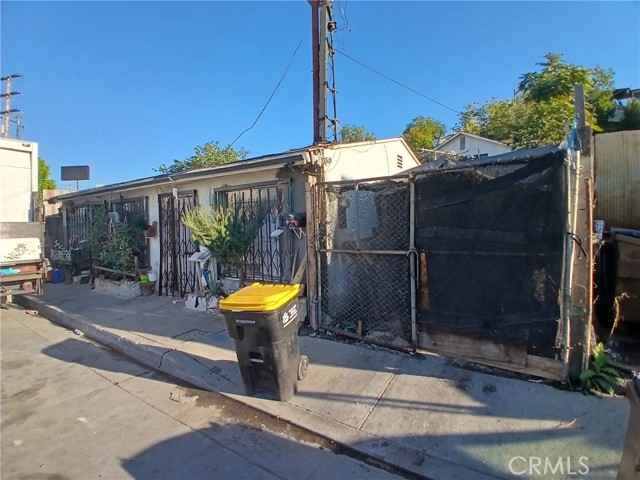 Detail Gallery Image 2 of 17 For 3628 Fowler, Los Angeles,  CA 90063 - – Beds | – Baths