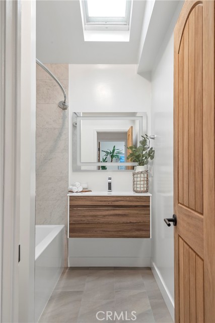 3600 Pine Avenue, Manhattan Beach, California 90266, 4 Bedrooms Bedrooms, ,2 BathroomsBathrooms,Residential,Sold,Pine,SB21200054