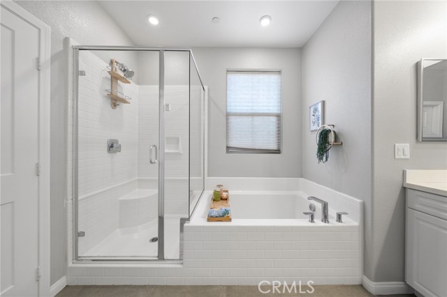 Detail Gallery Image 23 of 51 For 1704 Laurelwood, Oceanside,  CA 92056 - 3 Beds | 2/1 Baths