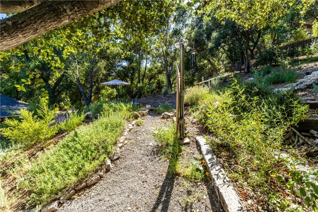 7900 San Clemente Avenue, Atascadero CA: https://media.crmls.org/medias/a5df9f82-4c6b-4a81-8e73-1ca6e1ad720a.jpg