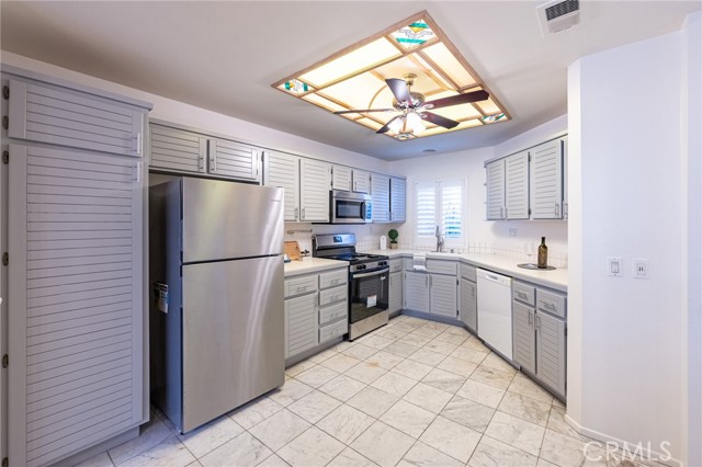 Detail Gallery Image 24 of 55 For 72 Vassar Aisle, Irvine,  CA 92612 - 3 Beds | 3 Baths