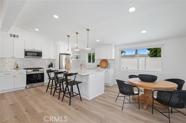 Detail Gallery Image 9 of 24 For 2355 Rutgers Dr, Costa Mesa,  CA 92626 - 4 Beds | 2 Baths