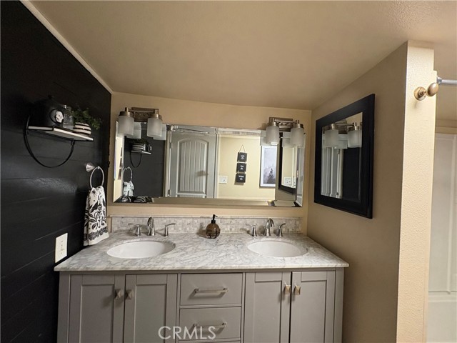 Detail Gallery Image 8 of 16 For 36750 Hilltop, Mentone,  CA 92359 - 2 Beds | 1 Baths