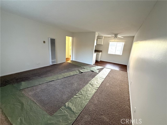 Detail Gallery Image 10 of 20 For 4015 W 137th St #220,  Hawthorne,  CA 90250 - 1 Beds | 1 Baths